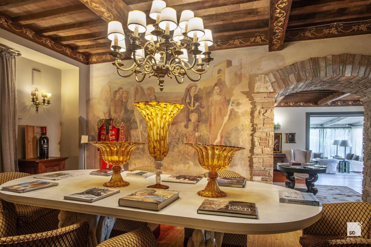 Hotel Relais Todini - Residenza D'epoca - Luxury Historic House