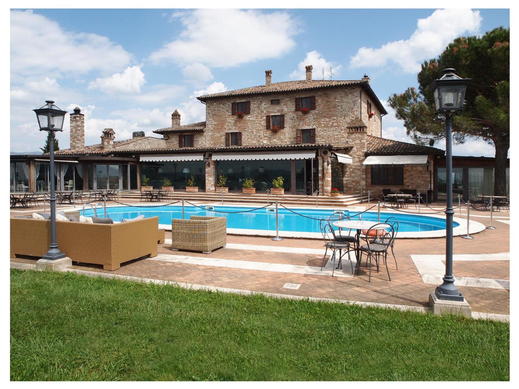 Relais Todini - Residenza D'epoca - Luxury Historic House Hotel