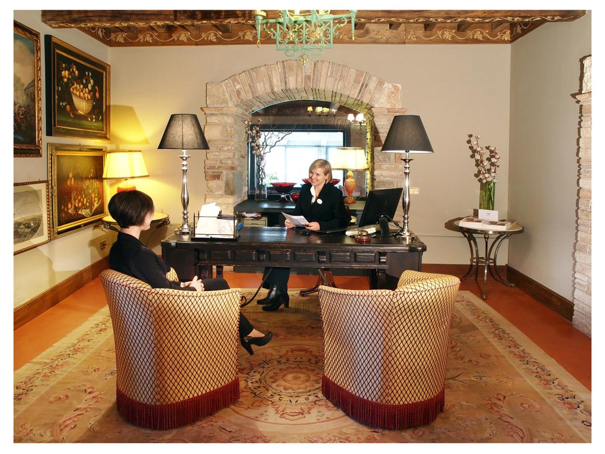 Relais Todini - Residenza D'epoca - Luxury Historic House 5*