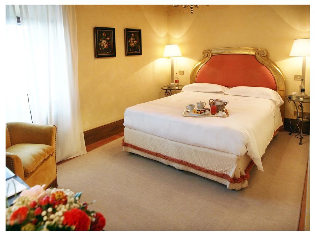 Relais Todini - Residenza D'epoca - Luxury Historic House Hotel